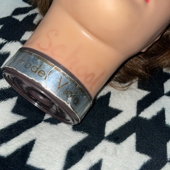 Vintage Pivot Point Viola Cosmetic Styling  Practice Head Model Brown Chilu Hair - Picture 11 of 14